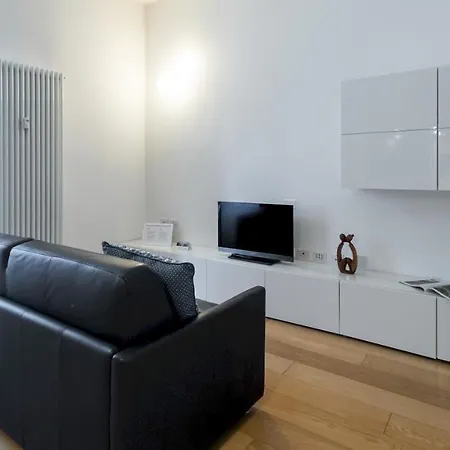 Apartmán Italianway - Agnesi 15 *
